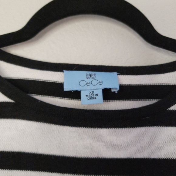 CeCe Sweater Size XS, Fits Small - Picture 3 of 6